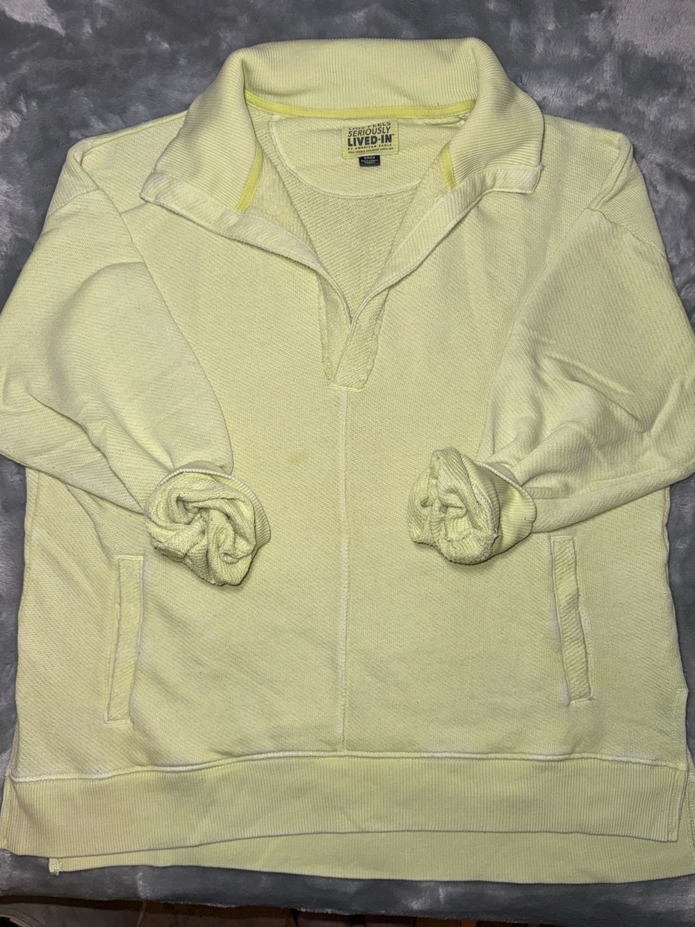 American Eagle Outfitters Neon Yellow V‑Neck Pullover